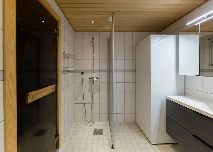 Daire Ahmanpesae Visit *